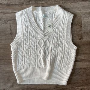 American Eagle Cable Knit Vest